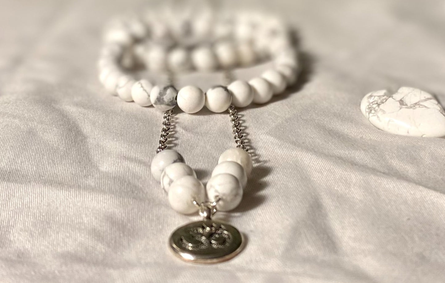 Howlite Set