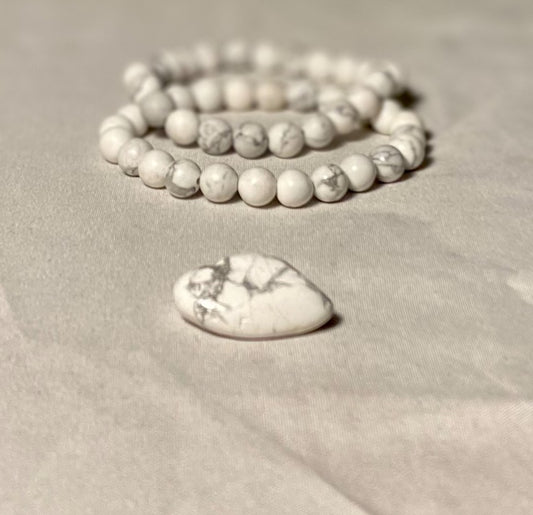 Howlite Bracelet Set